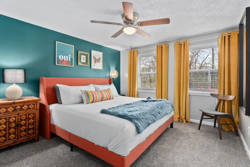 4-Bed Home by KU & 39th St Shops 4 - Image 1