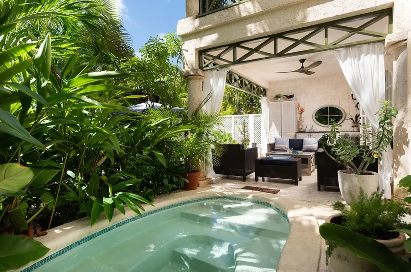 Elegant 2 bedroom apt private pool beach access - Moonshadow - Image 1