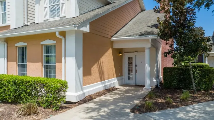 Gorgeous 3Bd Close to Disney @ Reunion Resort 1596 - Image 1