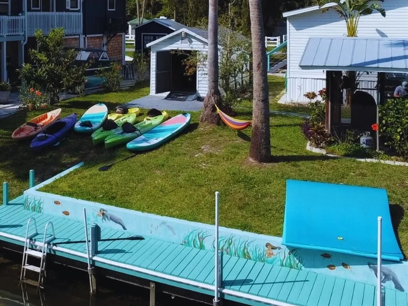 Weeki Mermaid Retreat w/Kayaks SUPs Hammock Games - Image 1
