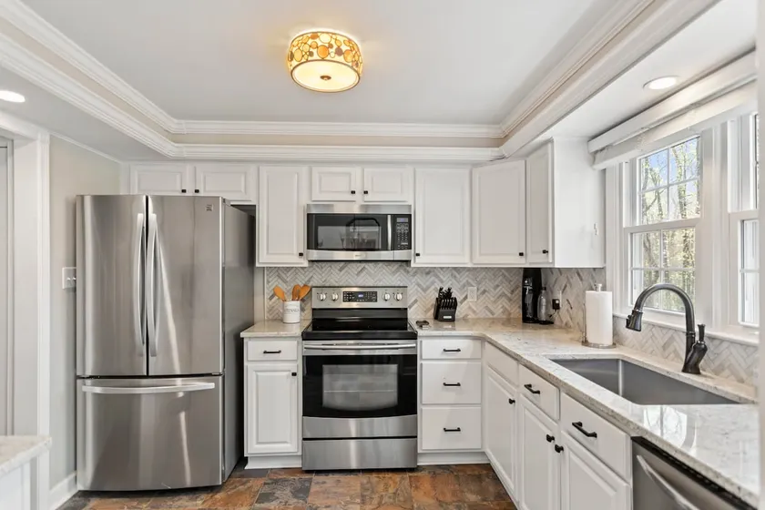 Upscale|Dog Friendly|PNC|NC State|Fenton - Image 1