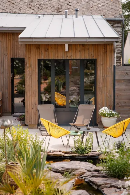 A romantic cottage private spa, near Rennes. - Image 1