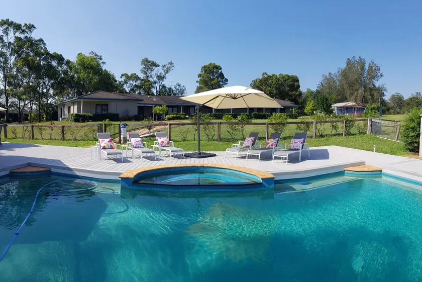 Burncroft Guesthouse - Image 1