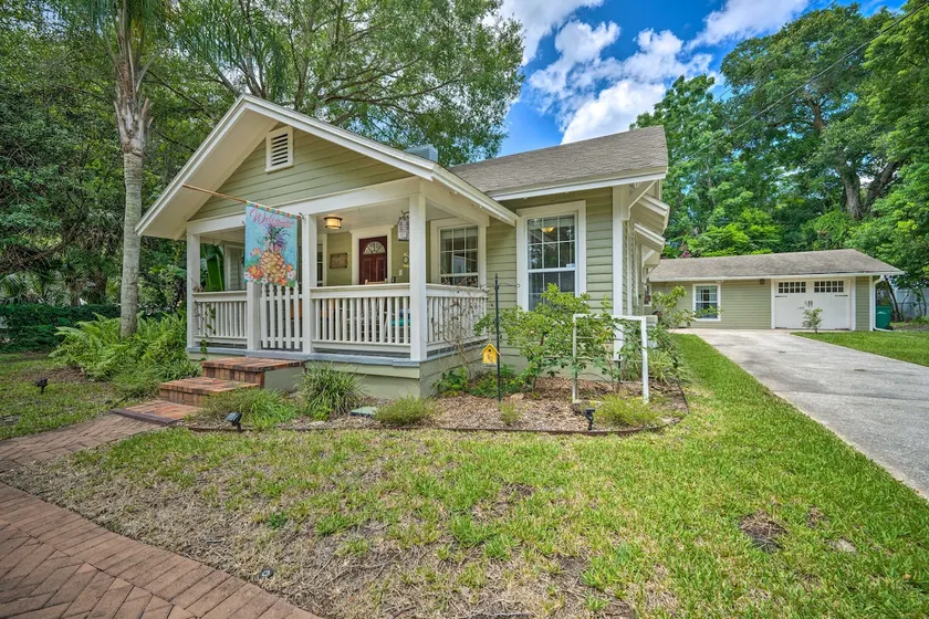 Walk to Mount Dora Historic District: Cozy Home! - Image 1