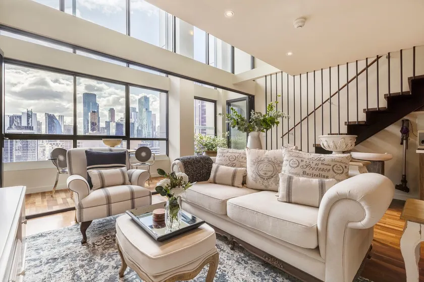Two-storey Parisian château loft with city views - Image 1