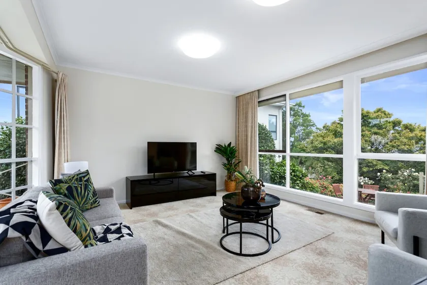 Warm Stylish 3 bed 2 Bath in Berwick Hills - Image 1