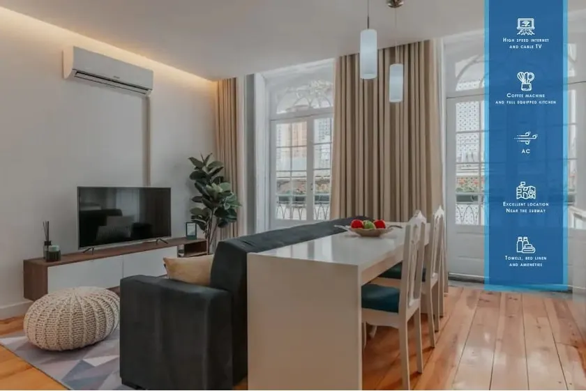 Almada Luxury House with A/c, Downtown near Metro - Image 1
