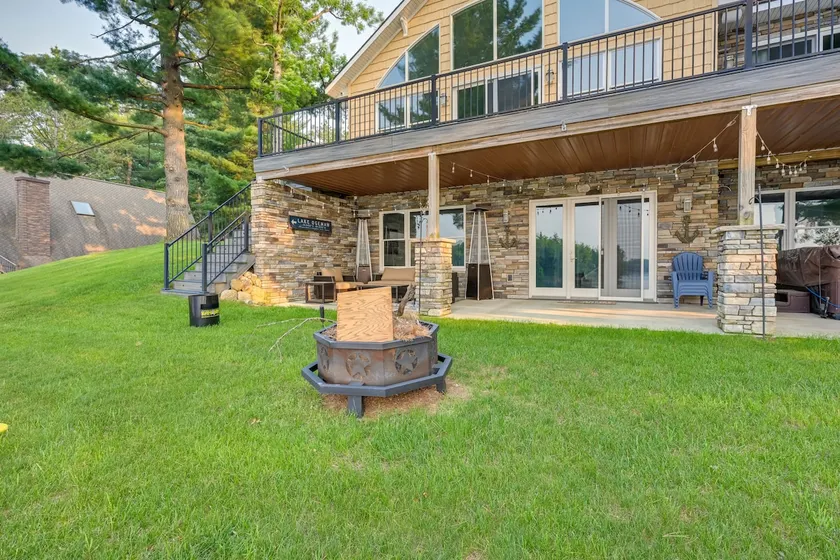 Luxe Waterfront Home w/ Private Lake Access! - Image 1