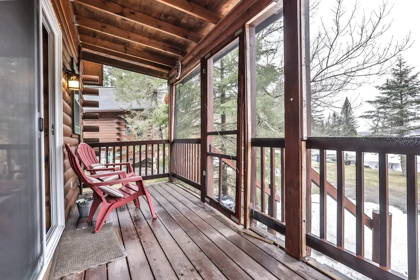 Deer Cabin- Wilderness Bay Lodge-HVH - Image 1