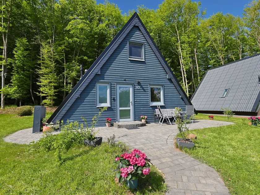 Holiday Home Ferienhaus Bude 92 by Interhome - Image 1