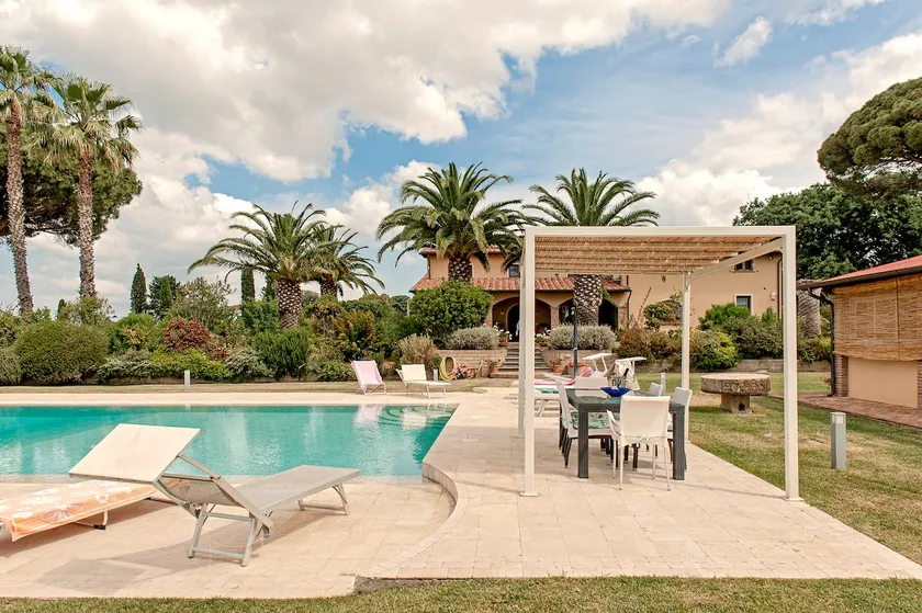 Villa delle Palme - Image 1