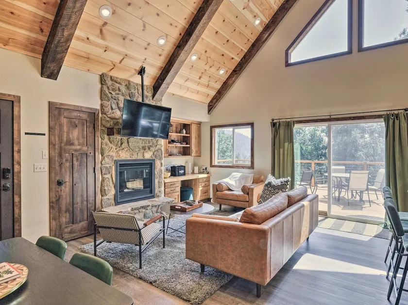Woodsy Retreat: Modern Mi-Wuk Village Cabin! - Image 1