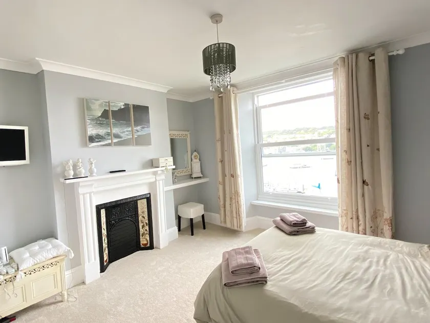 Riverdene - Image 1