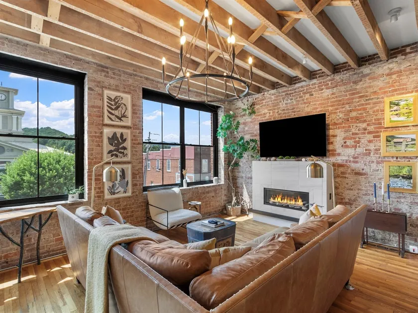Industrial Chic Downtown Burnsville | Spa Bath - Image 1