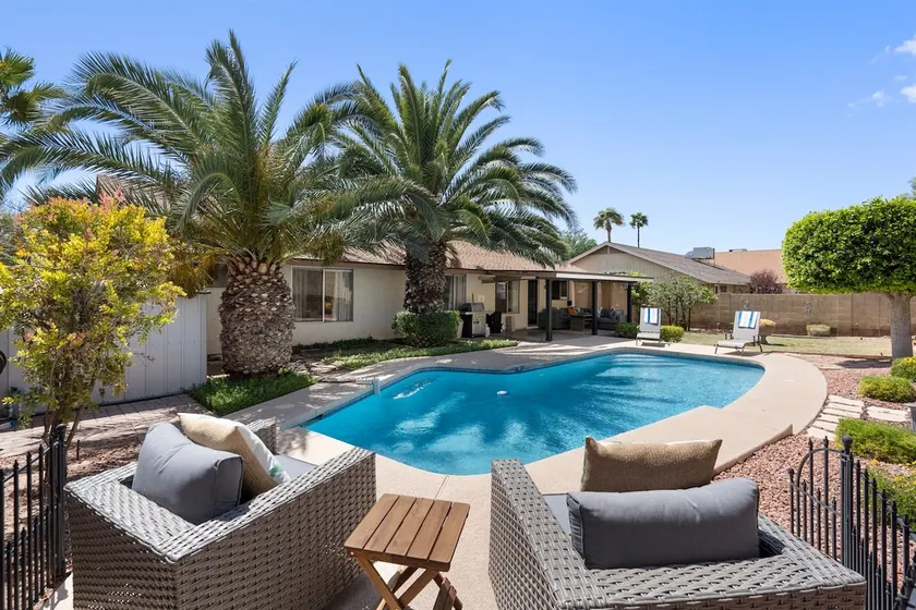 Newly furnished Peoria Hideaway! Minutes from P83! - Image 1