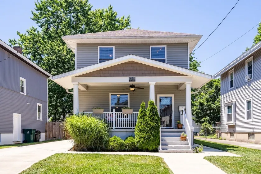 Incredible 3 bed Oakley Square Charmer! Enjoy eve - Image 1