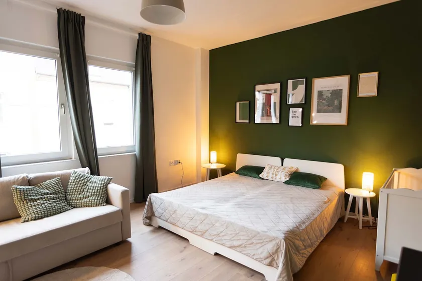 Large apartment with parking, 30 minutes to Düsseldorf - Image 1