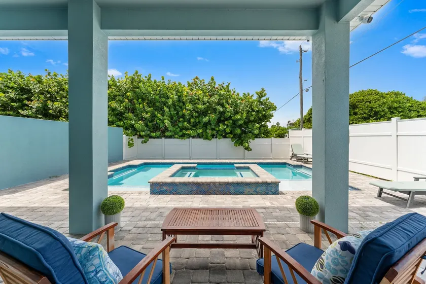 Sea Haven - Private Beach Home Near Orlando - Heated Pool & Spa - Image 1