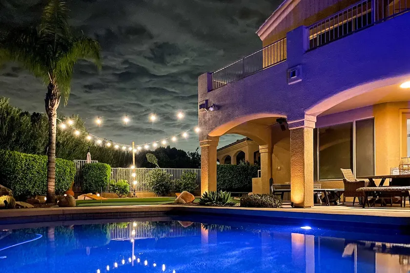 Spa, Putting Green! Family Haven in Fountain Hills - Image 1