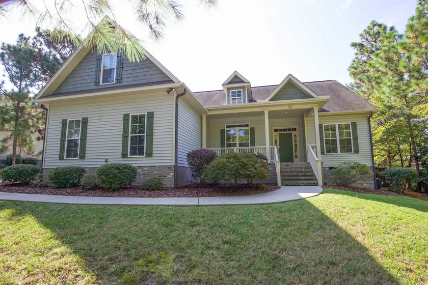 A Pinehurst Getaway – Games, Golf & More! - 4BR/3BA Sleeps 8 - Image 1