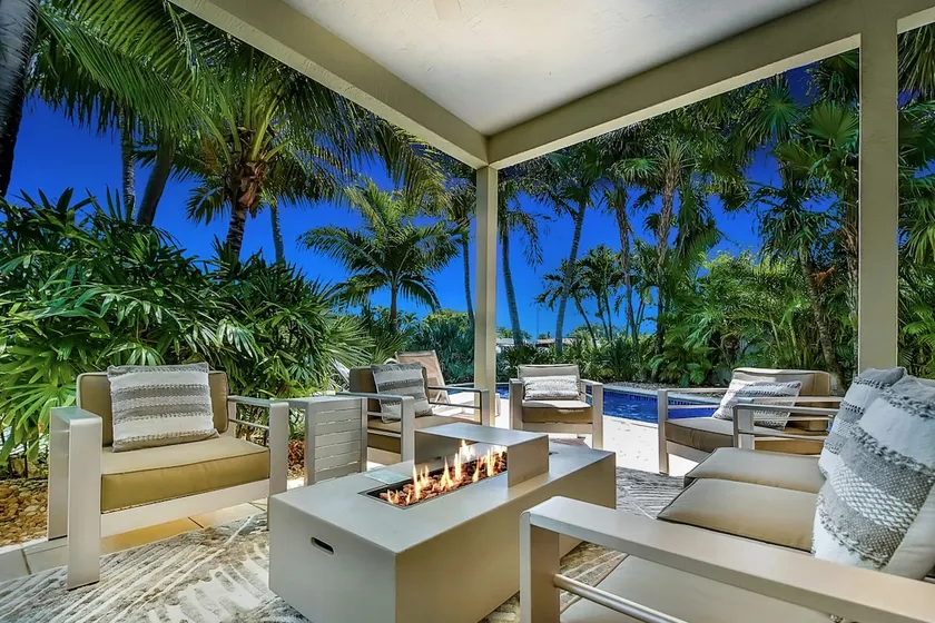 4110 Lighthouse Pt Yacht Club | by Brampton Park - Image 1