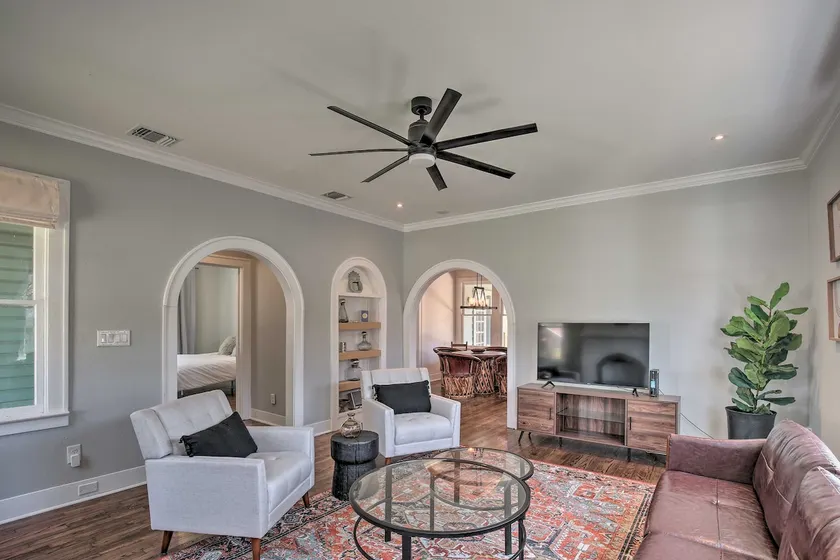 Historic Home w/ Yard Near St Mary's Strip! - Image 1