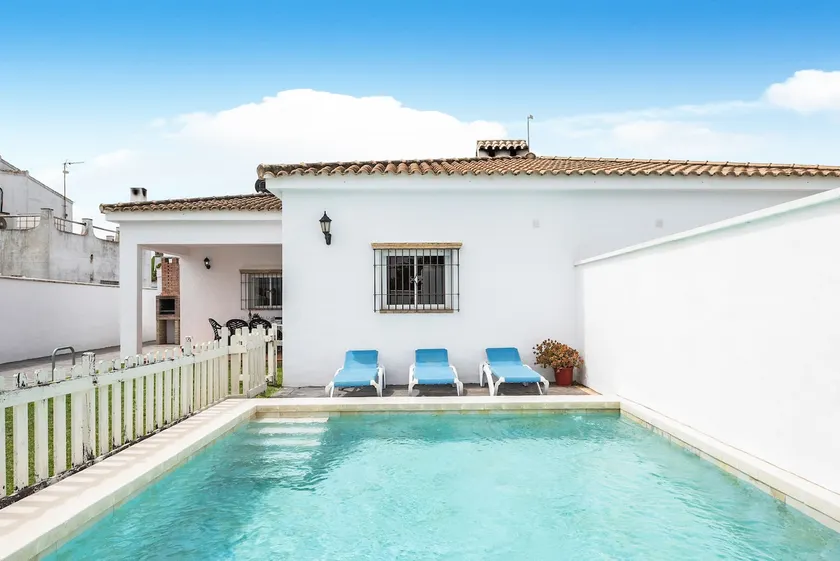 Chalet Casa Playamar nahe am Strand mit Garten, Pool und WLAN - Image 1