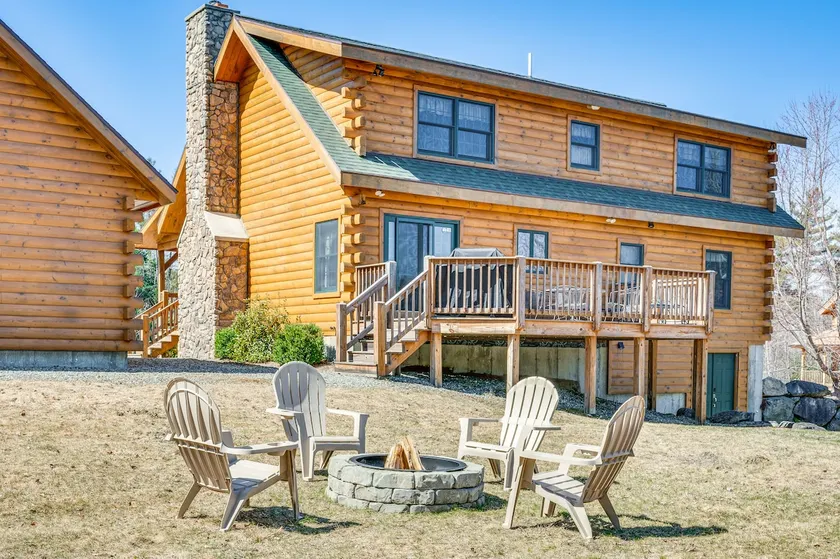 Deck, Grill & Views! Carroll Log Cabin Near Hiking - Image 1