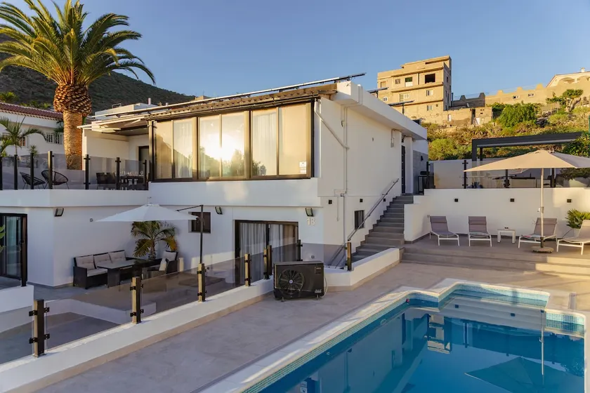 Ferienvilla 'La Blanca' mit Meerblick, WLAN und Klimaanlage - Image 1