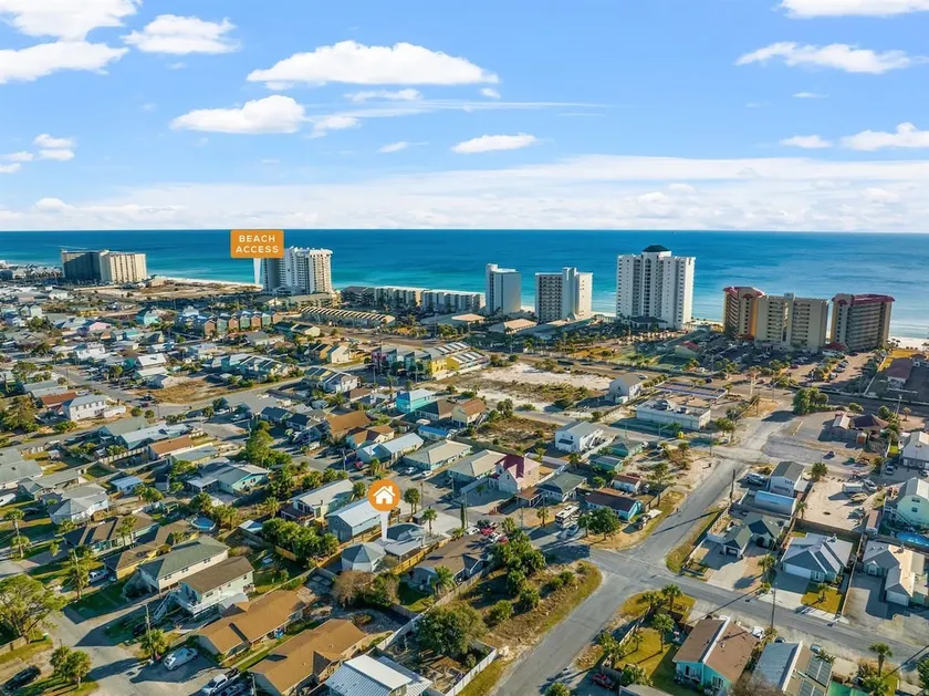 Entire Duplex - WALK TO BEACH - Image 1