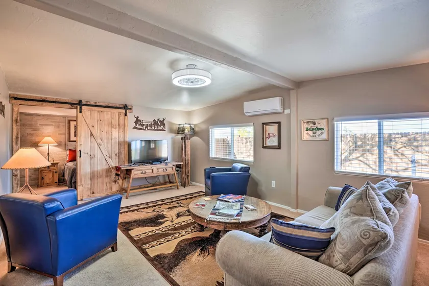 Western-Style Family Home: 15 Mi to Lake Pleasant - Image 1