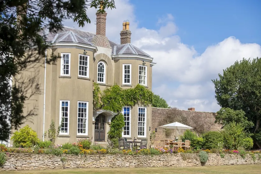 Upper Helmsley Hall - Image 1