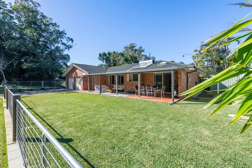 Rainforest Retreat - Image 1