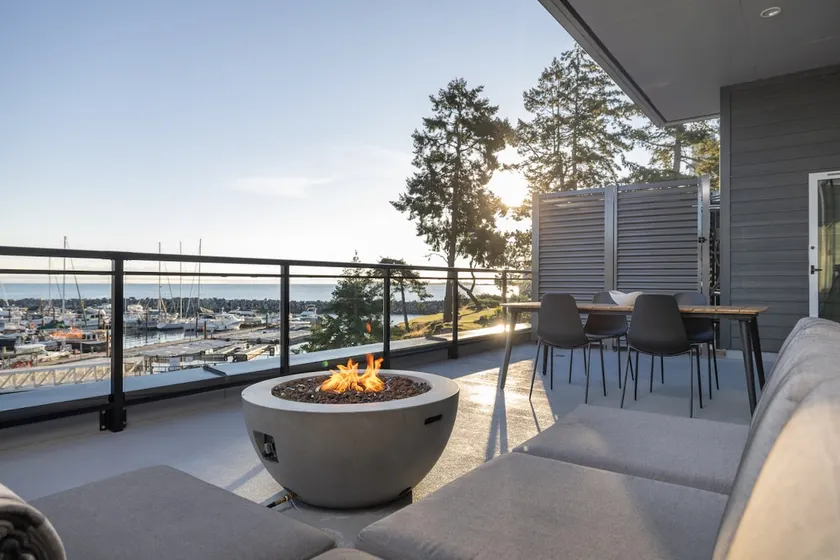 Fairwinds Residences # 204 | Oceanview - Image 1