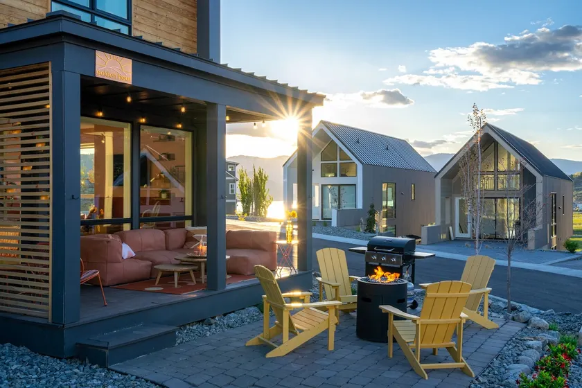 Golden Hour at The Lookout at Lake Chelan - Image 1