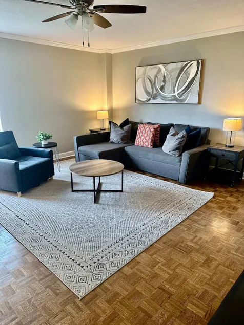 Cozy Downtown Atlanta Condo - Image 1