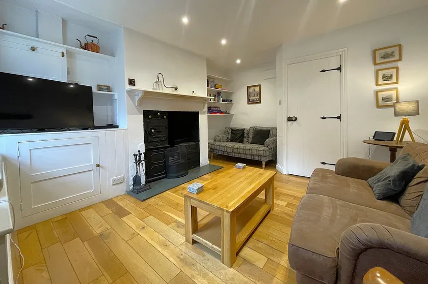 Barf Cottage - Image 1