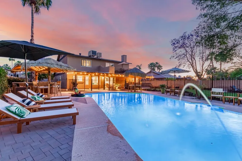 Tiki Paradise w/Htd. Pool, Putt Grn. & Tiki Bar - Image 1