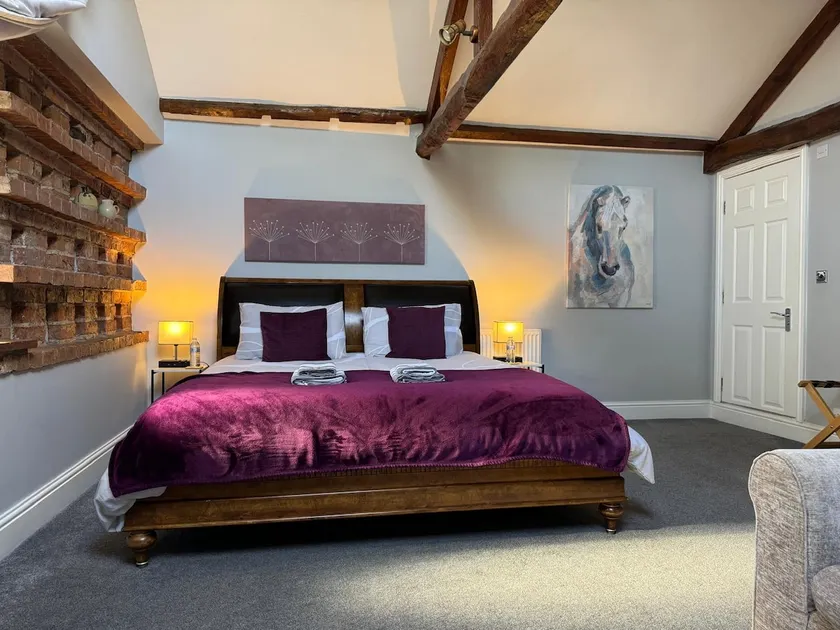 The Carriage House, Studio 3A - Image 1