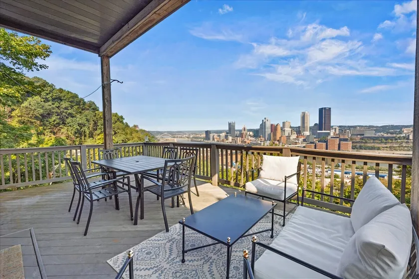 Breathtaking View of Pittsburgh! 3bd, king suite! - Image 1