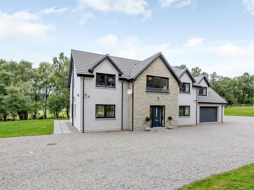 Strathclaggan - Image 1