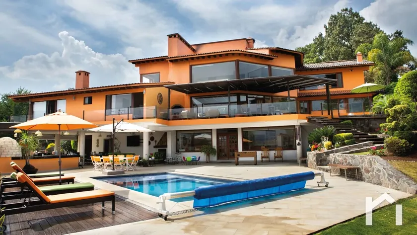 Casa Los Pinos: Con vista al lago en Avándaro - Image 1
