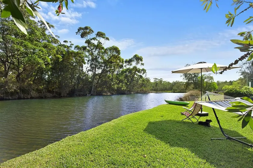 Lake Frontage at Lake Tabourie - Image 1