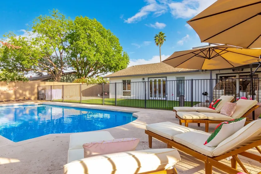 Corrine Family Oasis with Heated Pool & Putting Green - Image 1