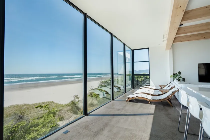 Forest Edge Beach House: New Oceanfront Luxury - Image 1