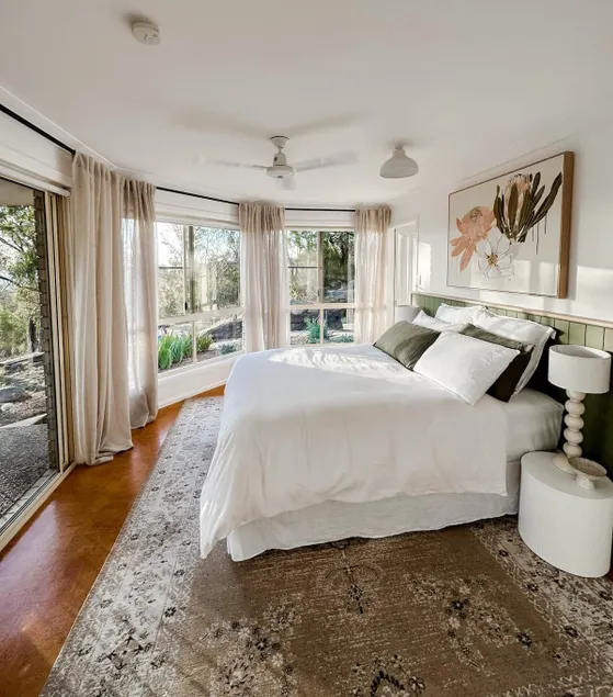 Panoramic views, secluded on 37 acres - Image 1