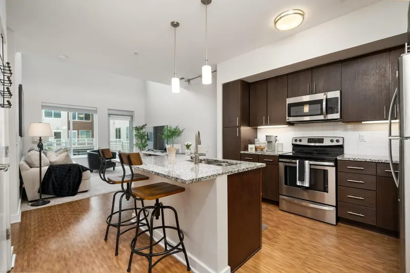 3 Bedroom Centrally Located - Image 1
