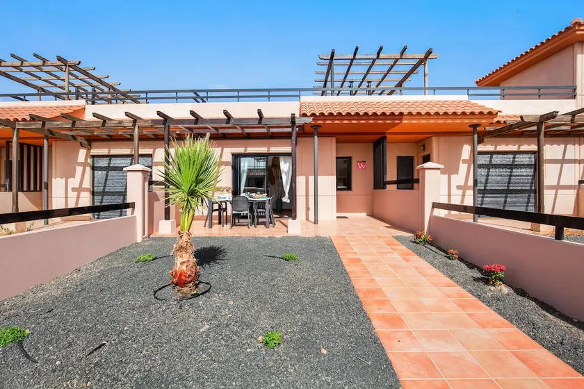 Sunny Home - Image 1