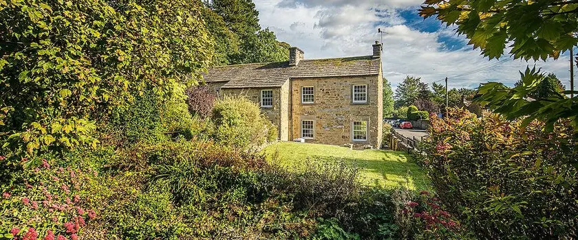 The Aubrey - a gorgeous converted 17th Century Grade II listed bolthole in Bakewell - Image 1