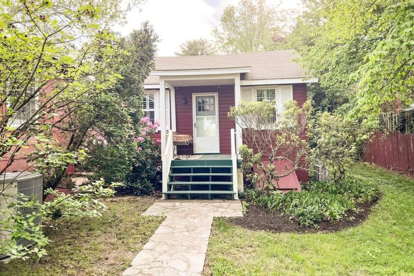 Waterfront River Cottage for 2, dog-friendly - Image 1